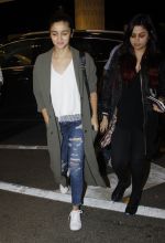 Alia BHatt snapped at airport on 10th Aug 2016